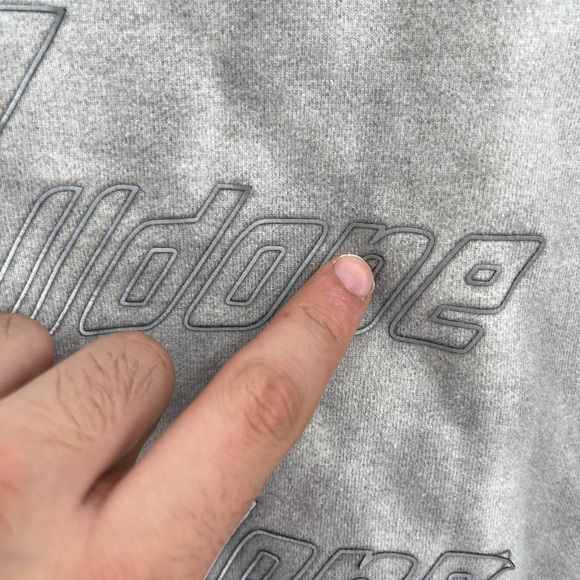 We11Done Men’s Unisex Reflective White Grey Logo Pullover Sweatshirt Size Medium - Picture 2 of 16